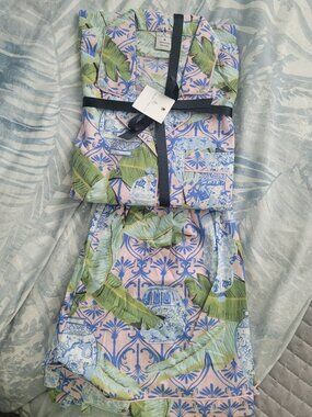 NWT 8 OAK LANE Pajama Set in Pink and Blue Floral Size M